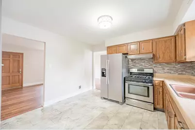 18515 Oakley Avenue, Lansing, IL 60438 - Photo 6