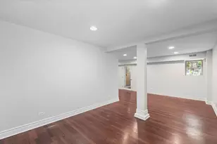 1918 W Cullom Ave, Chicago, IL 60613 - Photo 10