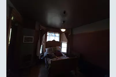 705 W Highland Avenue, Elgin, IL 60123 - Photo 18