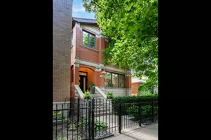 1912 N Hoyne Ave, Chicago, IL 60647 - Photo 2