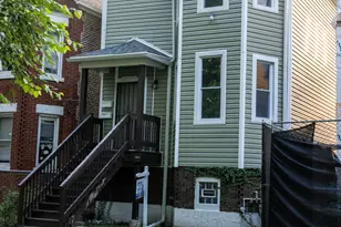 8739 S Colfax Ave, Chicago, IL 60617 - Photo 2