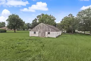 106 S Pine St, Buckley, IL 60918 - Photo 60