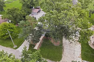 106 S Pine St, Buckley, IL 60918 - Photo 6