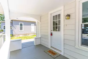 529 E Timber St, Pontiac, IL 61764 - Photo 8