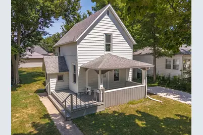 529 E Timber Street, Pontiac, IL 61764 - Photo 1