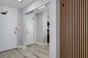 5455 N Sheridan Rd, Chicago, IL 60640 - Photo 14