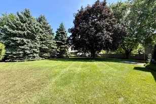 1024 Burke Ct, Naperville, IL 60563 - Photo 28