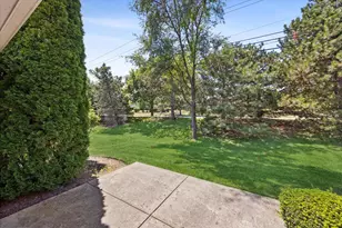 604 S Curran Rd, Round Lake, IL 60073 - Photo 16