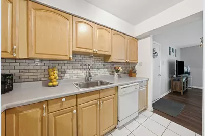 4827 W 109th Street #101, Oak Lawn, IL 60453 - Photo 12