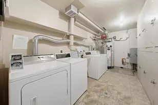 4827 W 109th St, Oak Lawn, IL 60453 - Photo 22