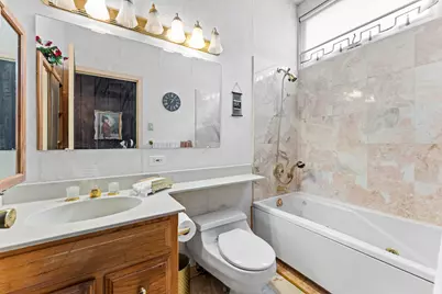 9055 Kenton Avenue, Skokie, IL 60076 - Photo 20