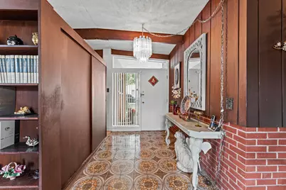 9055 Kenton Avenue, Skokie, IL 60076 - Photo 12