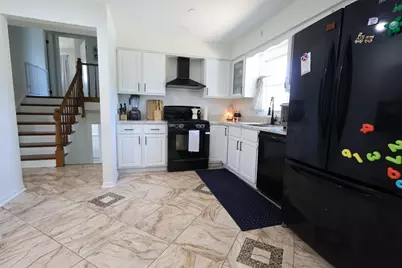 510 W Millns Court, Addison, IL 60101 - Photo 12