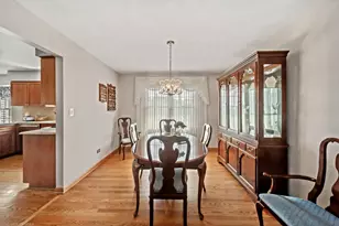 1725 Monmouth Pl, Downers Grove, IL 60516 - Photo 6