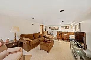 1725 Monmouth Pl, Downers Grove, IL 60516 - Photo 22