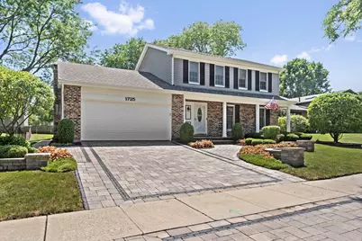 1725 Monmouth Place, Downers Grove, IL 60516 - Photo 2