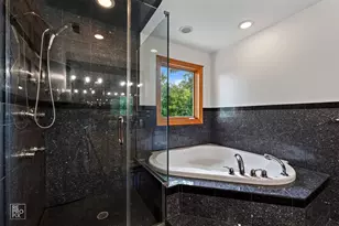 1017 E Red Oak St, Addison, IL 60101 - Photo 36