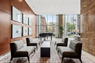 655 W Irving Park Road #1813, Chicago, IL 60613 - Photo 16