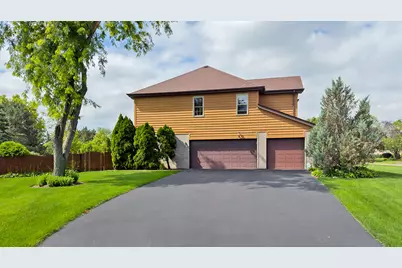 21203 Old North Church Road, Frankfort, IL 60423 - Photo 2
