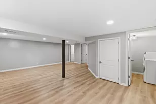 5905 Lee Ave, Downers Grove, IL 60516 - Photo 16