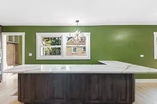 5905 Lee Ave, Downers Grove, IL 60516 - Photo 6