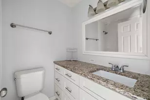 430 Meadow Green Ln, Round Lake Beach, IL 60073 - Photo 14