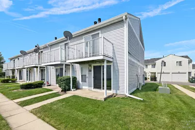 430 Meadow Green Lane, Round Lake Beach, IL 60073 - Photo 2