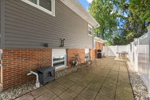 15W621 Diversey Ave, Elmhurst, IL 60126 - Photo 22