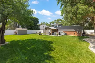 15W621 Diversey Ave, Elmhurst, IL 60126 - Photo 24
