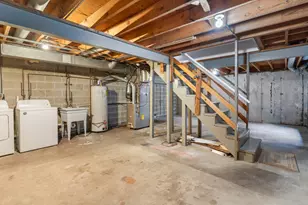 7348 Winthrop Way, Downers Grove, IL 60516 - Photo 16