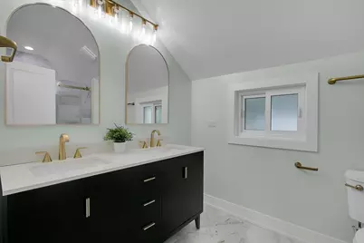 4036 W Warwick Avenue, Chicago, IL 60641 - Photo 22