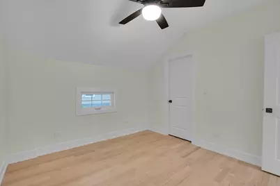 4036 W Warwick Avenue, Chicago, IL 60641 - Photo 38