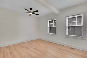 4036 W Warwick Ave, Chicago, IL 60641 - Photo 24