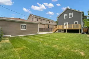 4036 W Warwick Ave, Chicago, IL 60641 - Photo 48