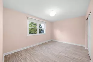 410 Thompson Blvd, Buffalo Grove, IL 60089 - Photo 32