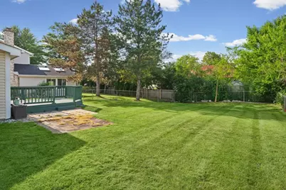 410 Thompson Boulevard, Buffalo Grove, IL 60089 - Photo 46