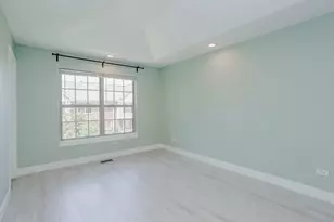 725 Prestwick Ln, Wheeling, IL 60090 - Photo 20