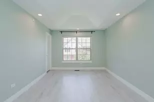 725 Prestwick Ln, Wheeling, IL 60090 - Photo 22