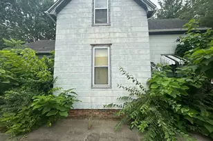 1220 S Capitol St, Pekin, IL 61554 - Photo 44