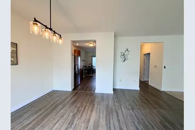 609 Lauterbur Lane, Champaign, IL 61822 - Photo 4