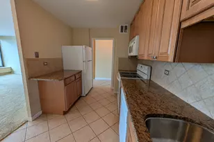 5455 N Sheridan Rd, Chicago, IL 60640 - Photo 4