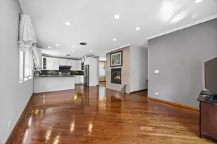 1018 Park Pl, Bellwood, IL 60104 - Photo 8