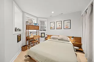 2451 N Albany Ave, Chicago, IL 60647 - Photo 14