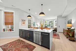 2451 N Albany Ave, Chicago, IL 60647 - Photo 8