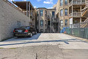 2451 N Albany Ave, Chicago, IL 60647 - Photo 22
