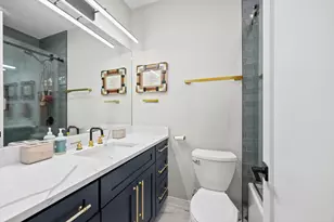 2451 N Albany Ave, Chicago, IL 60647 - Photo 12
