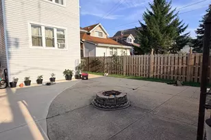 5540 N Luna Ave, Chicago, IL 60630 - Photo 18