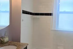 5540 N Luna Ave, Chicago, IL 60630 - Photo 10