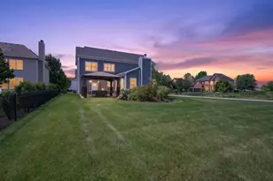 2121 Westover Rd, North Aurora, IL 60542 - Photo 42