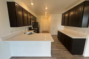 7714 Nightshade Ln, Joliet, IL 60431 - Photo 6